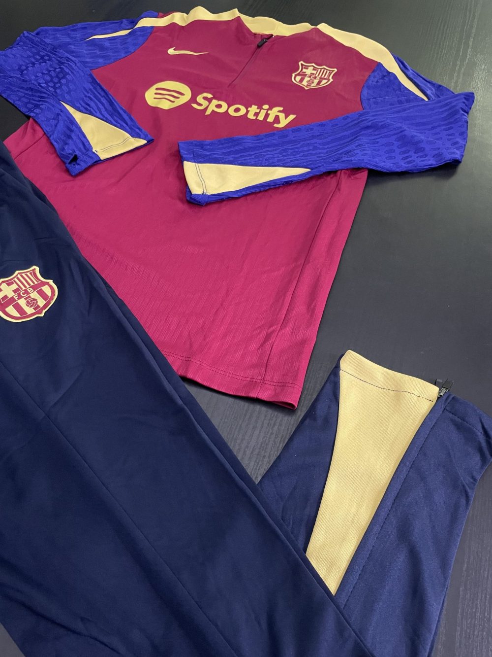 Survêtement FC Barcelone 24-2025 – Image 3