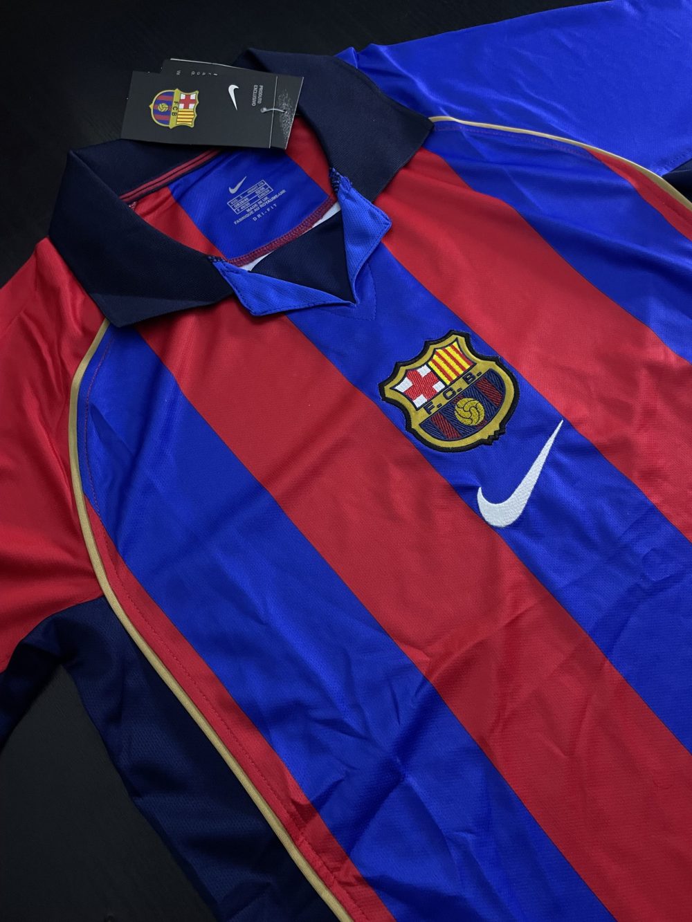 FC BARCELONE JERSEY 2001-02 – Image 4