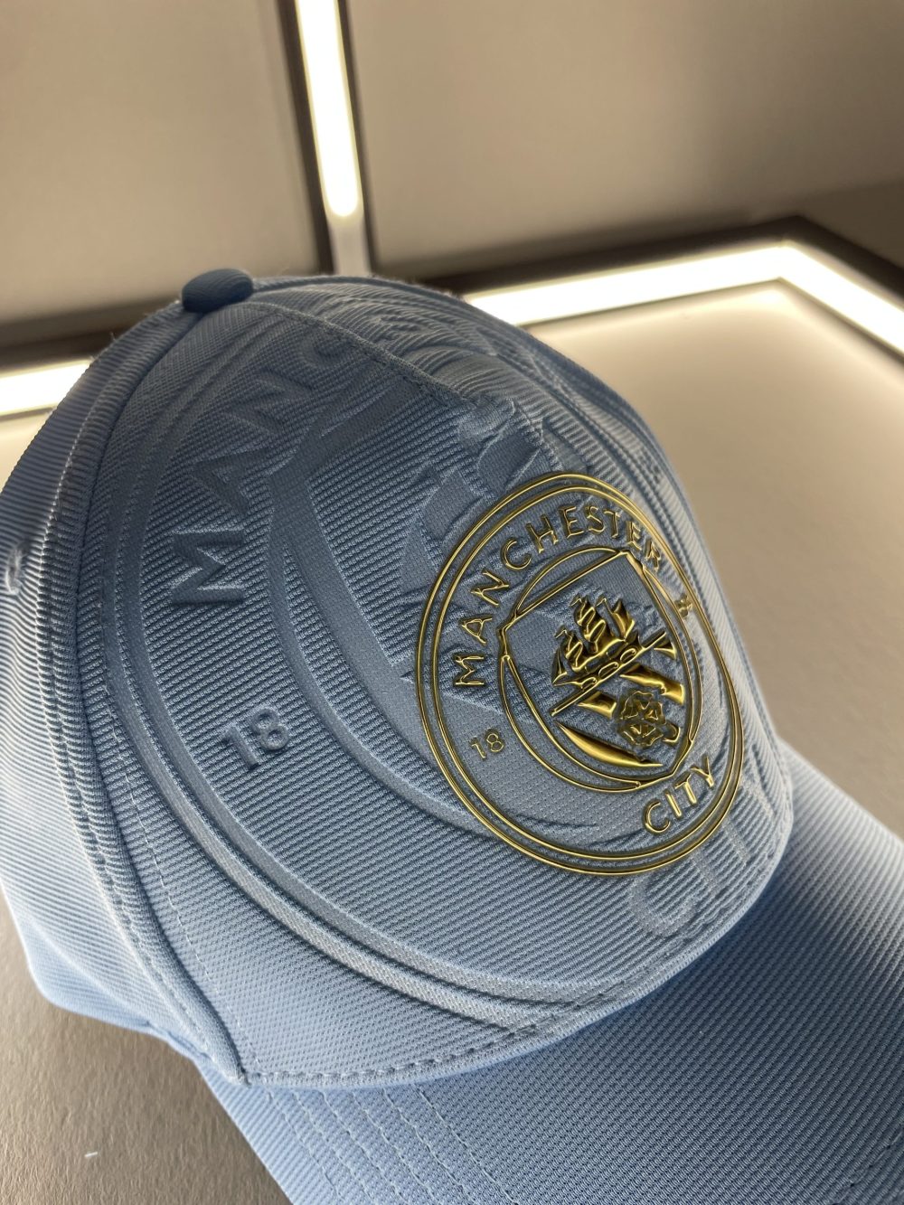 CAP MAN CITY – Image 2