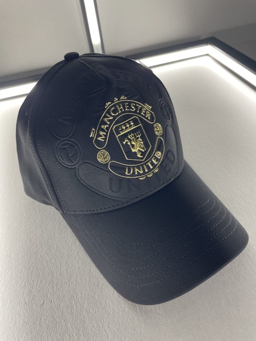 CAP MAN UNITED - BLACK/GOLD