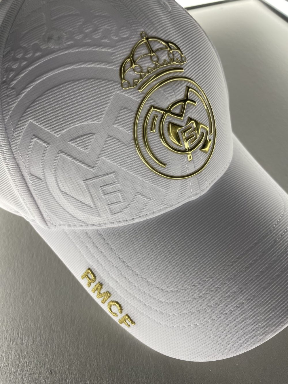 CAP REAL MADRID - WHITE/GOLD