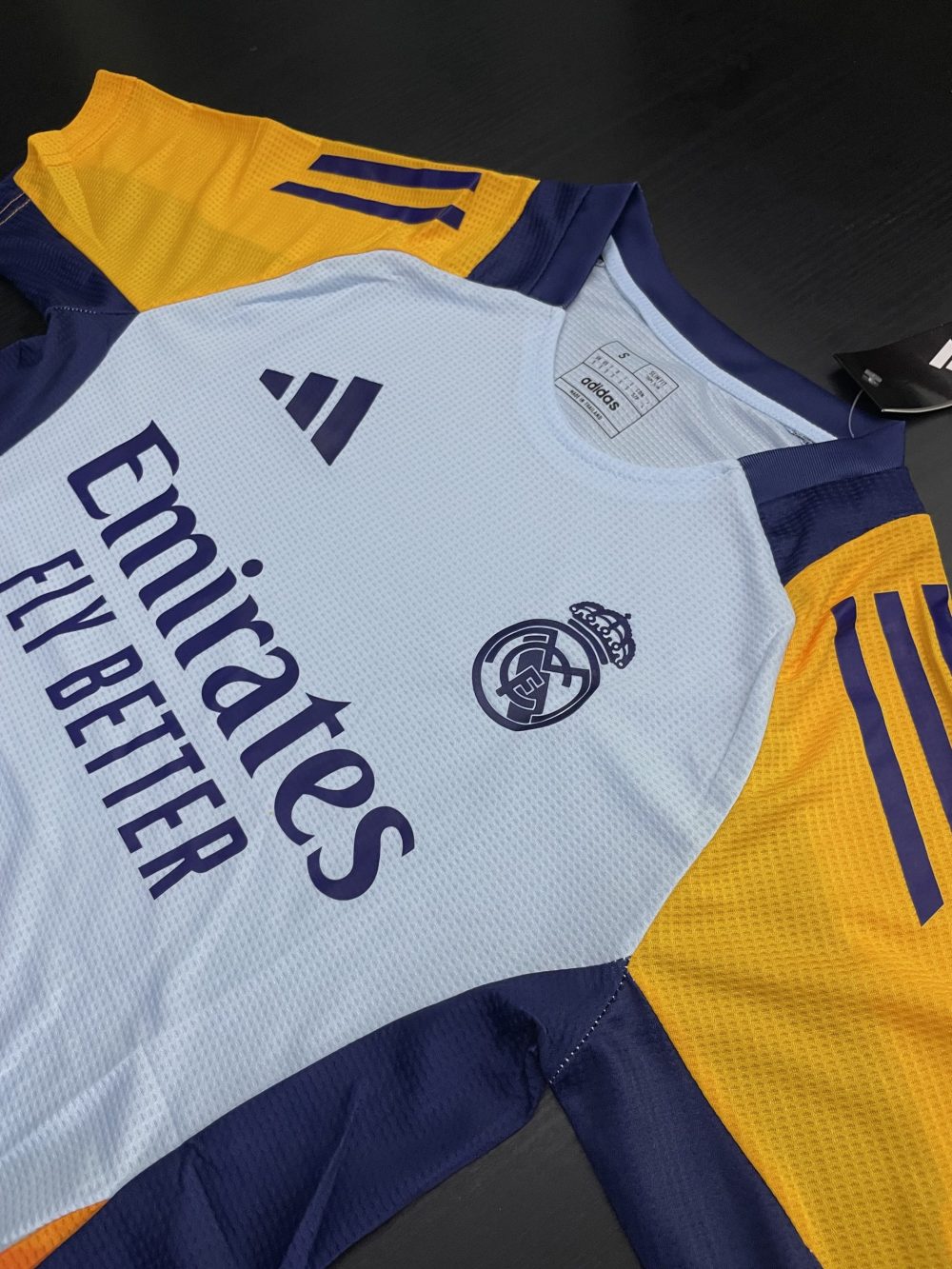 REAL MADRID - TRAINING KIT 2025 – Image 2