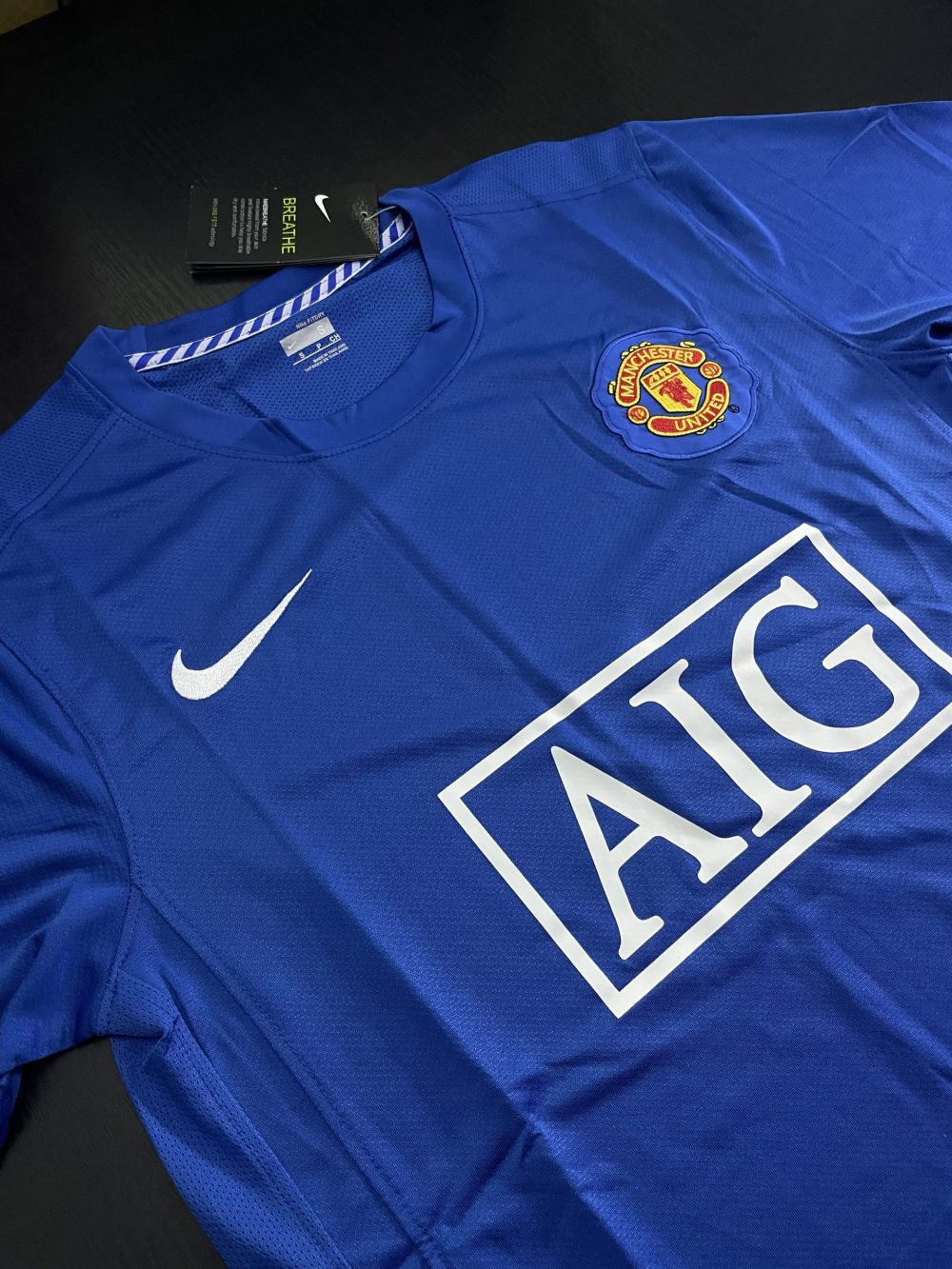 MAN UNITED JERSEY 2008-09 – Image 3