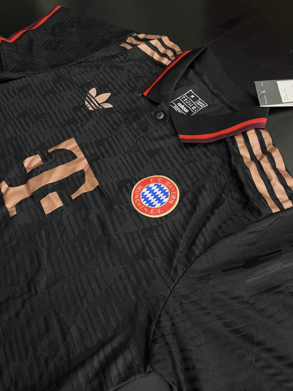 FC BAYERN MUNICH - EDITION KIT 2025 – Image 2