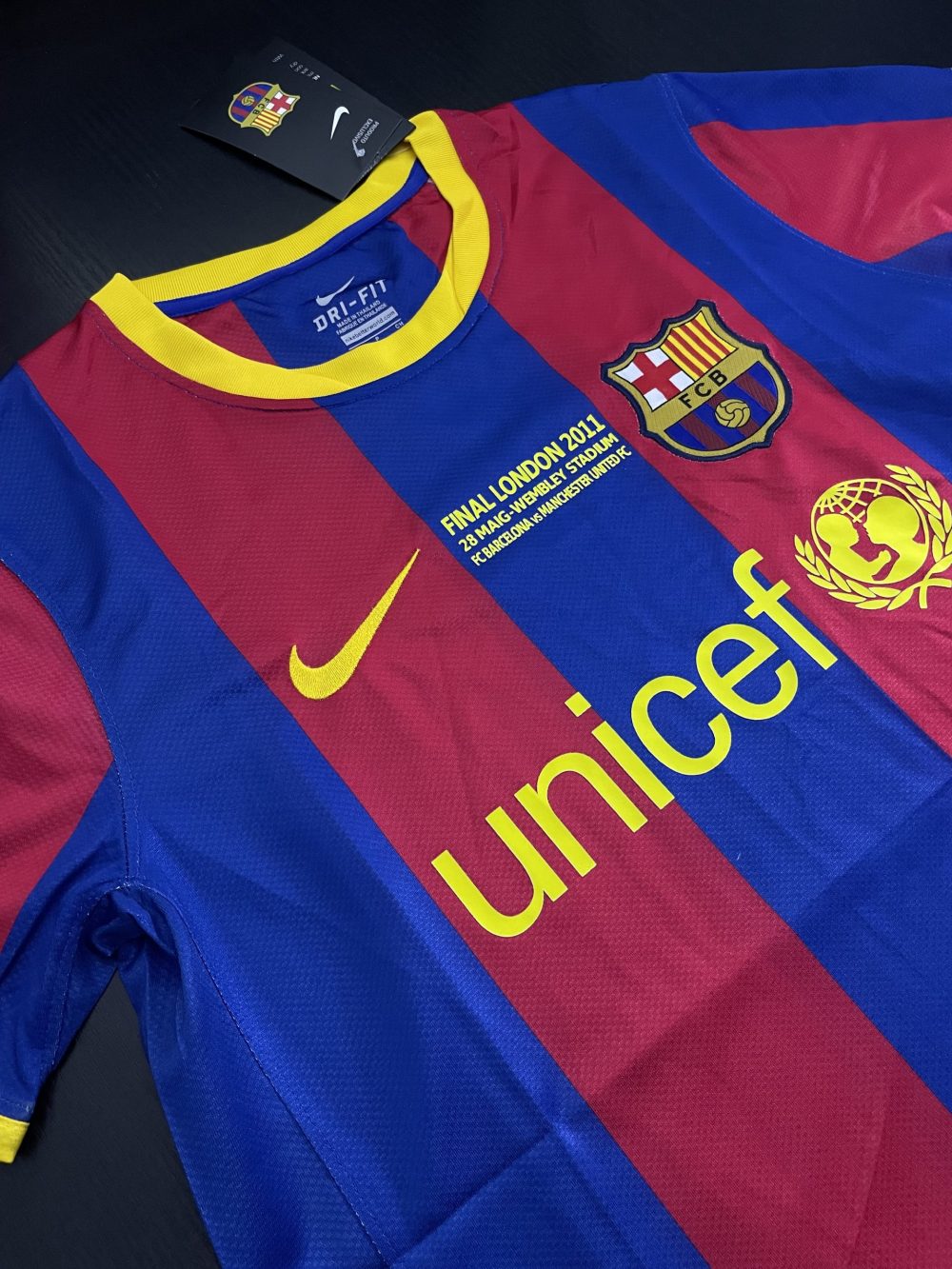 FC BARCELONE JERSEY 2010-11 – Image 3