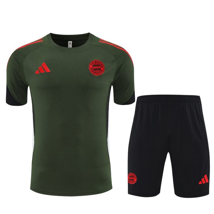 TRACKSUIT BAYERN MUNCHEN 2025-26
