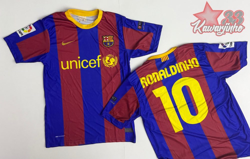 FC Barcelone Home Kit - Ronaldinho 10