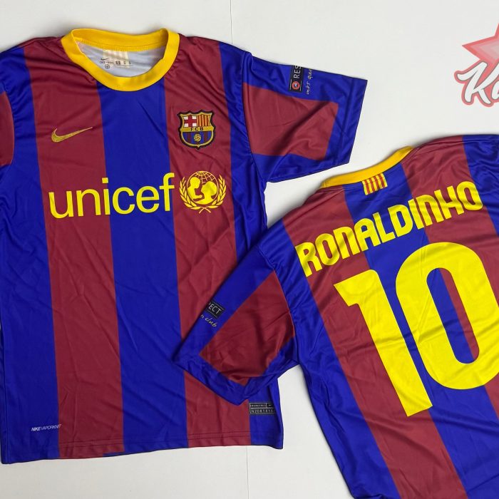 FC Barcelone Home Kit - Ronaldinho 10