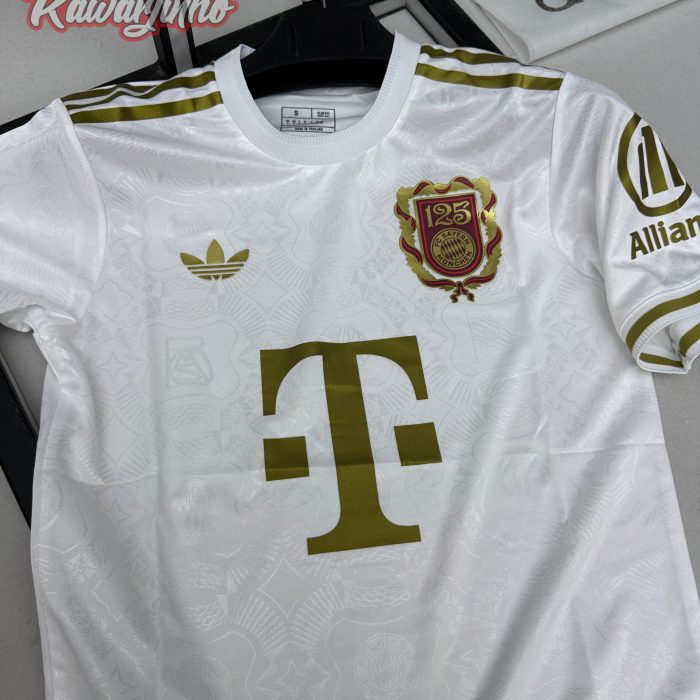 FC Bayern München - Anniversaire Kit 125