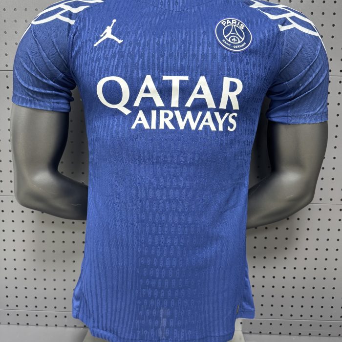 Paris Saint Germain x Jordan Fourth kit