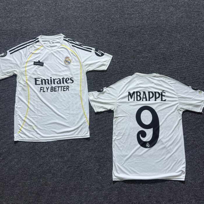 Real Madrid Home Kit 2025/26 - Mbappe 9