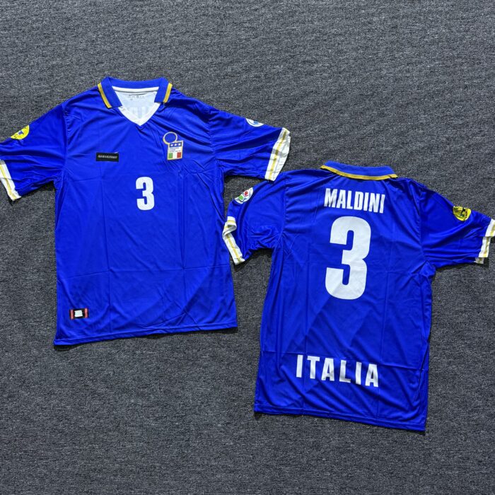 Italy Home Jersey 1996 - Maldini 3