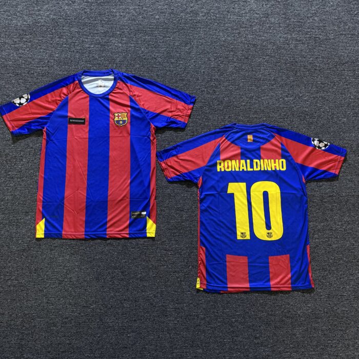 FC Barcelone Home Jersey - Ronaldinho 10