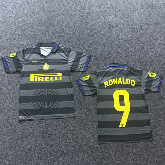 Inter Milan Away Jersey 1997-98 - Ronaldo 9