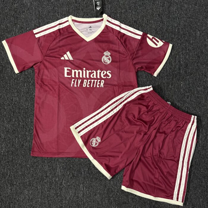 Tenue Real Madrid Third 2026-27 Adulte