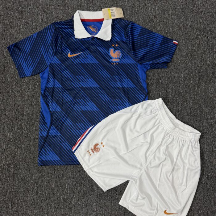 Tenue France Home 2026-27 Adulte