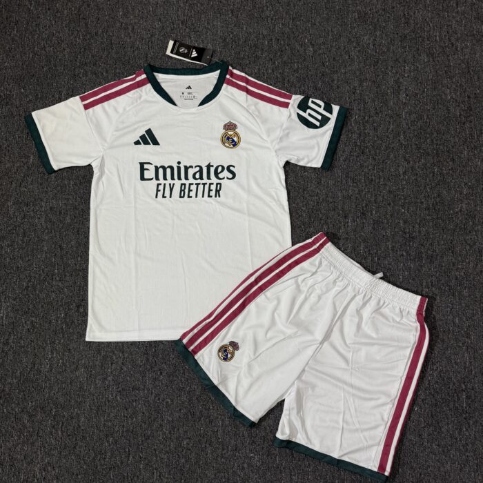 Tenue Real Madrid Home 2026-27 Adulte